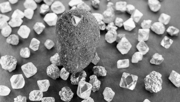 Russia Exported $3.8-bln Worth of Uncut Diamonds in 2011