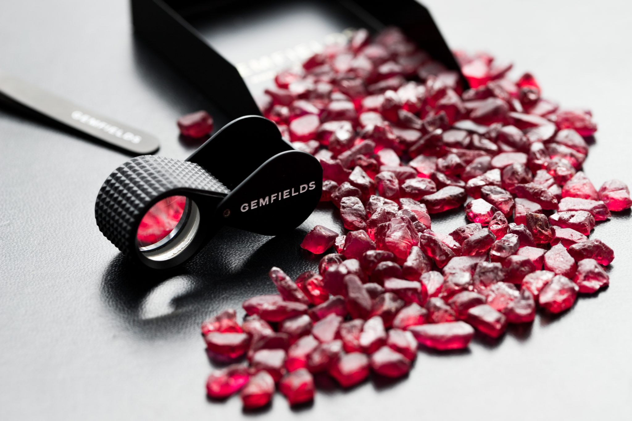 Gemfields обещает светлое будущее для цветных драгоценных камней в Китае