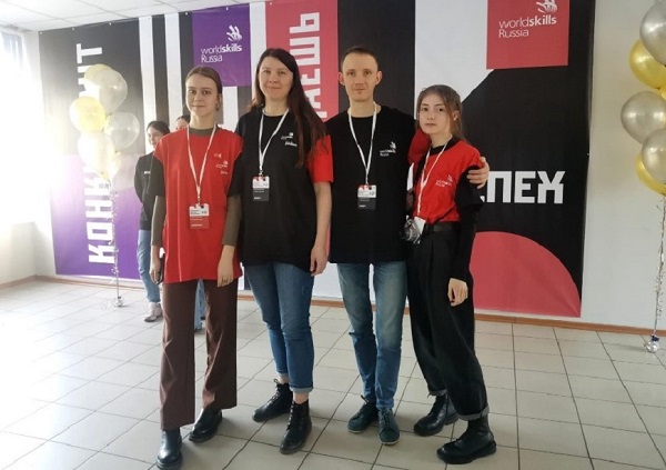 Будущие ювелиры из Костромской области завоевали первое золото на соревнованиях «Молодые профессионалы»
