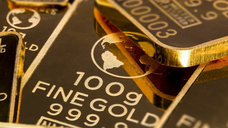 Слабый ювелирный рынок ведет к снижению оптового спроса на золото в КНР