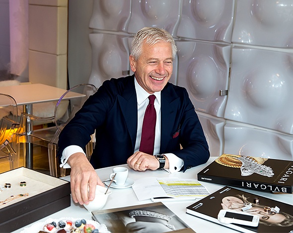 Мауро ди Роберто (глава ювелирного департамента Bulgari): «Новым клиентам может быть важно, чтобы украшение было фотогеничным и хорошо выглядело на селфи»