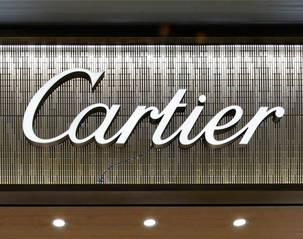 Продажи владельца Cartier выросли благодаря ювелирному сегменту на фоне спада в люксе