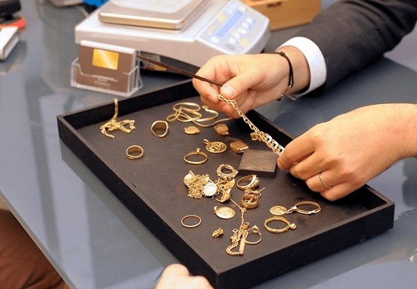 Количество ломбардов в Пермском крае уменьшилось на 40%